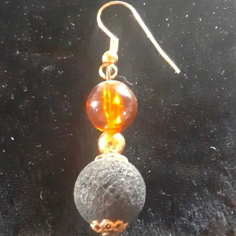 Gold Tone and Black Beaded Earrings with Textured Design